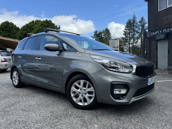 2017 Kia carens